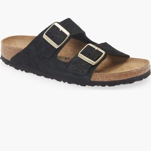 NIB Birkenstock Arizona sandals in Shimmering Black